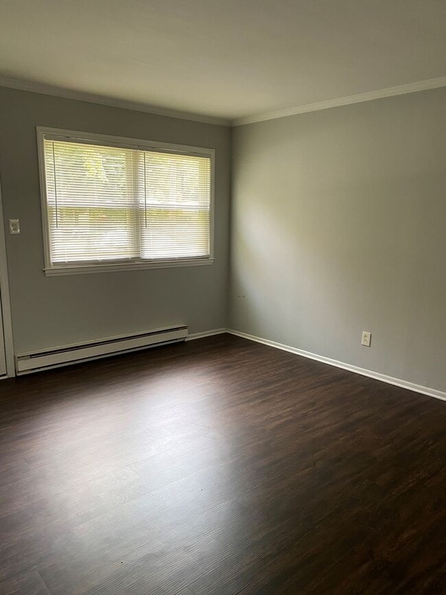 Primary Photo - 3 Bedroom/ 1 Bath Home in Greensboro Locat...