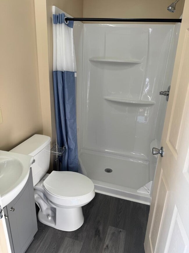 Building Photo - 1023 Pearl St