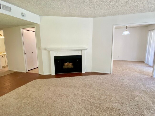 Building Photo - 3654 Summershore Ln