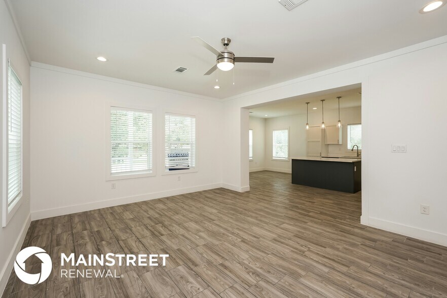 Building Photo - 2910 Wilhurt Ave