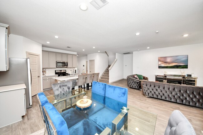 Building Photo - 311 John House Ln