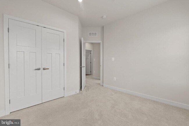 Building Photo - 5507 Greenpoint Ln