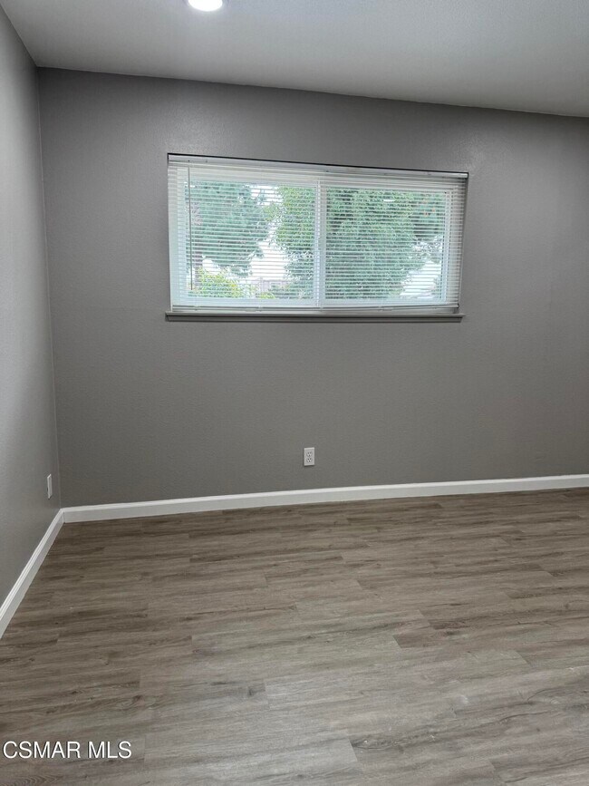 Building Photo - 1694 Regent St