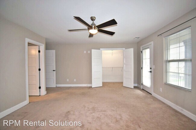 Building Photo - 3 br, 2.5 bath House - 3219 Blue Sky