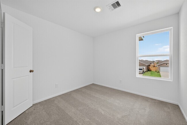 Building Photo - 29023 Grazing Plns Ln