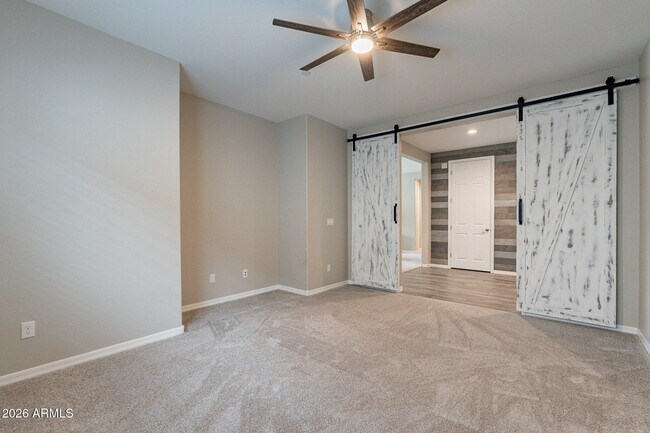 Building Photo - 11628 W Andrew Ln