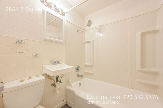 Building Photo - 2866 S Delaware St