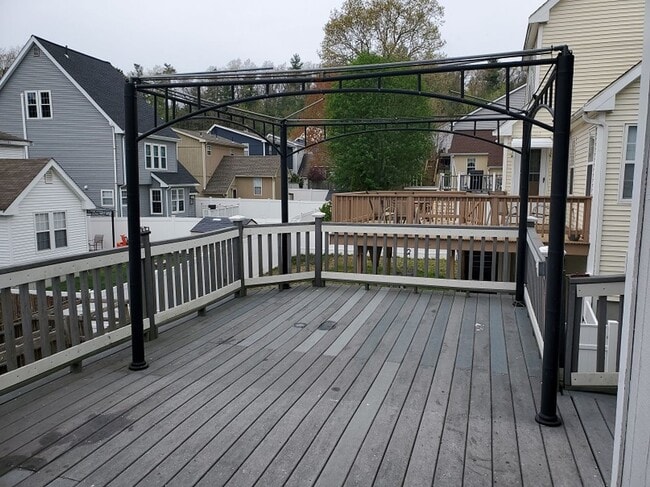 Building Photo - Warm and Inviting Marlborough Single Family Rental Opportunity