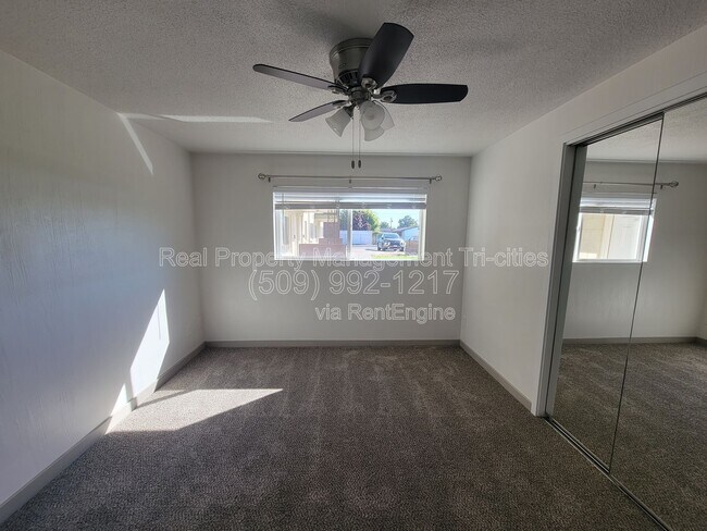 Building Photo - 1817 Cartmell St