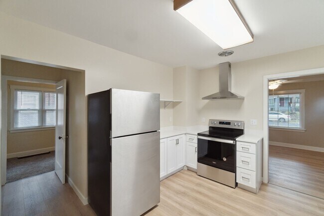 Building Photo - Single Family Home on Spokanes Sought Afte...