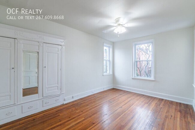 Building Photo - 5110 Webster St