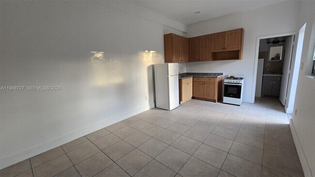 Building Photo - 950 NW 149th Terrace