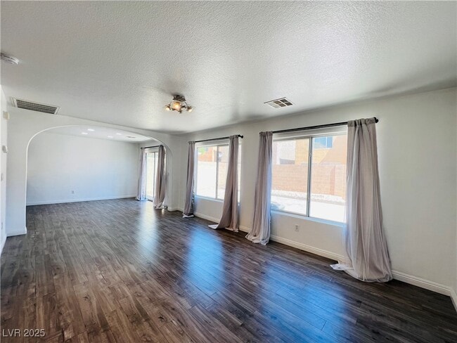 Building Photo - 9110 Iron Cactus Ave