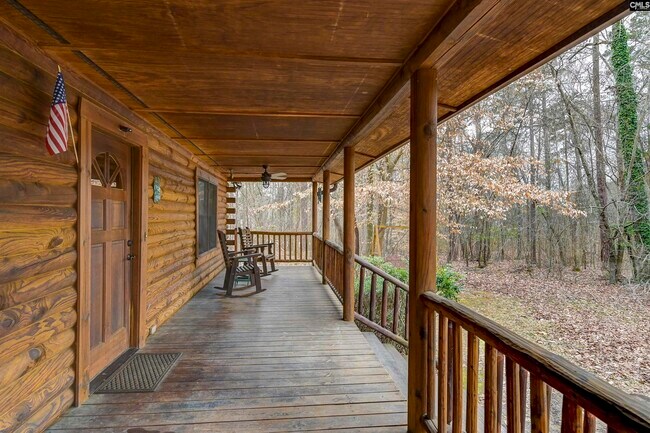 Building Photo - 150 Laura Ln