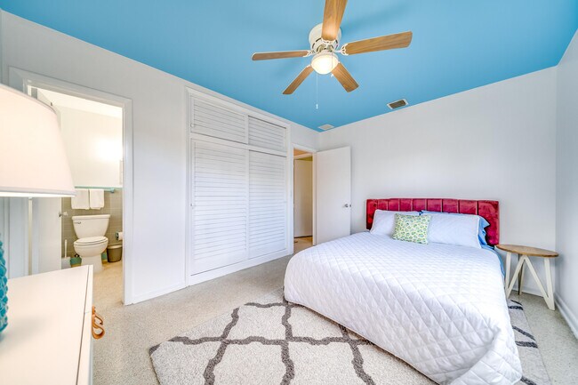 Building Photo - 525 Ibis Dr