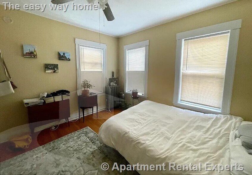 Building Photo - 123 Winthrop St