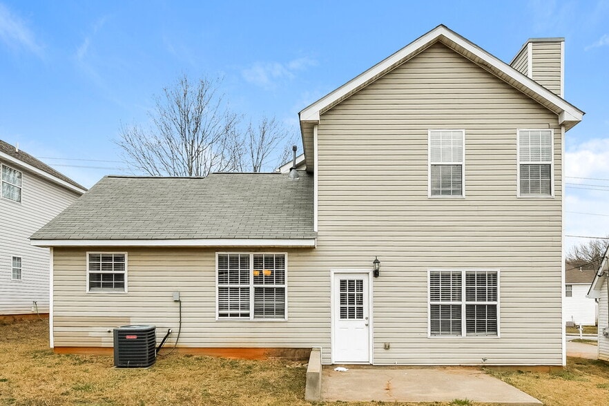 Building Photo - 3554 Waldrop Rd