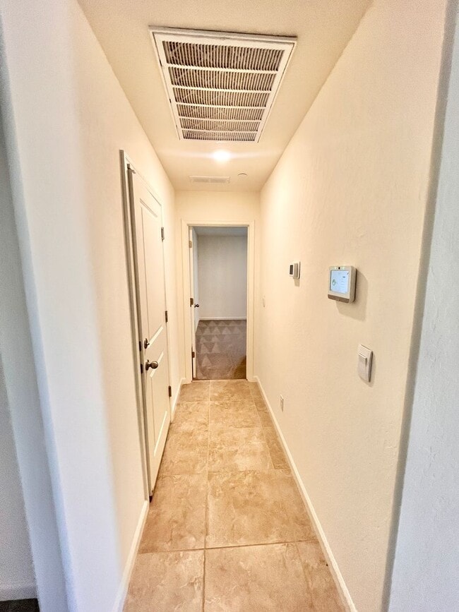 Building Photo - Spacious 4 Bedroom Home  – Solar & Pest Co...