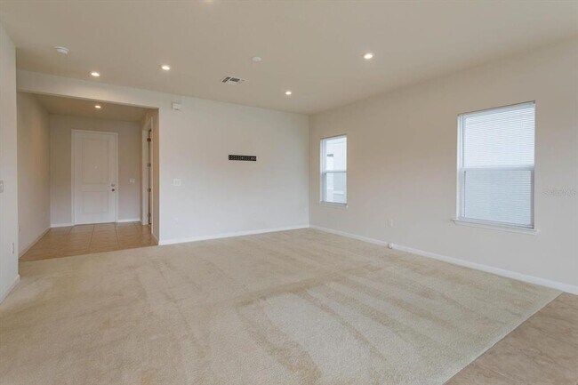 Building Photo - 1171 Cascade Dr