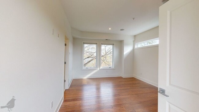 Building Photo - 1103 9th St NE