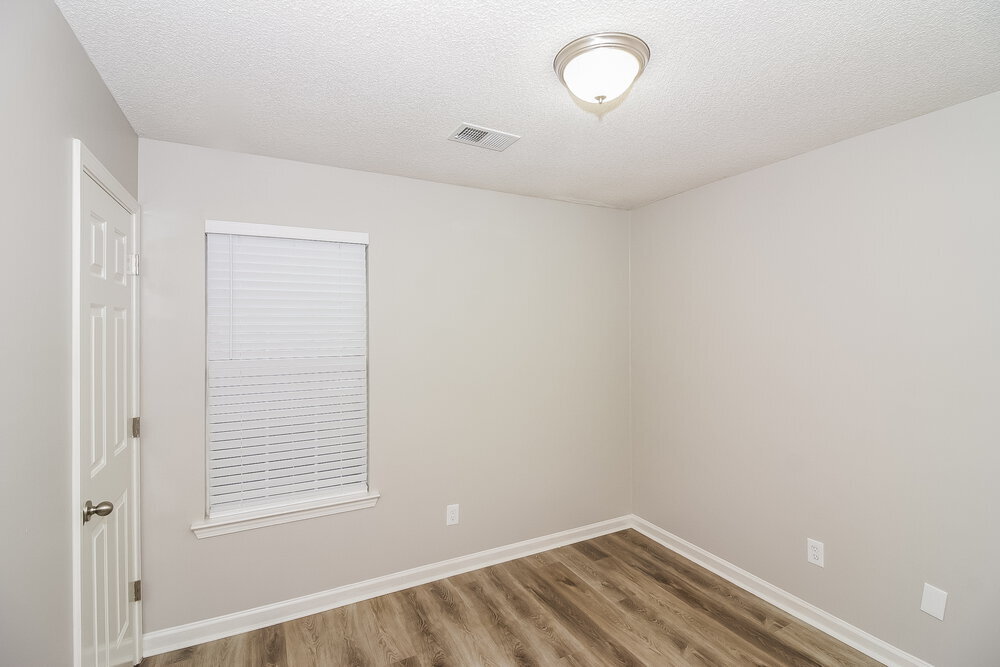 Building Photo - 9301 Charly Hill Ln