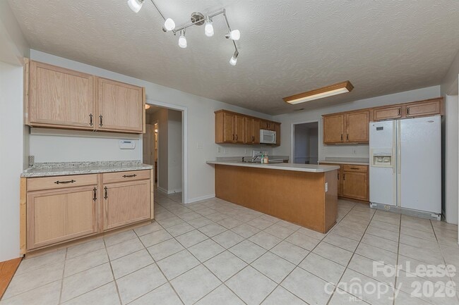 Building Photo - 110 Mendover Dr