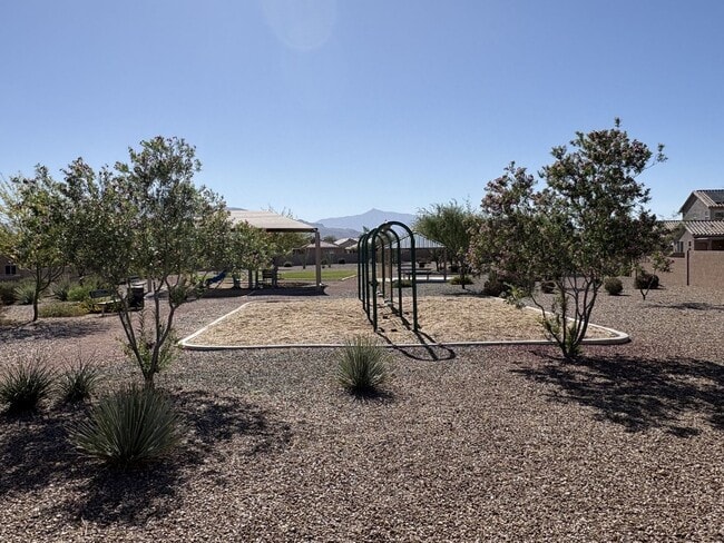 Building Photo - Beautiful Eastside Tucson  rental