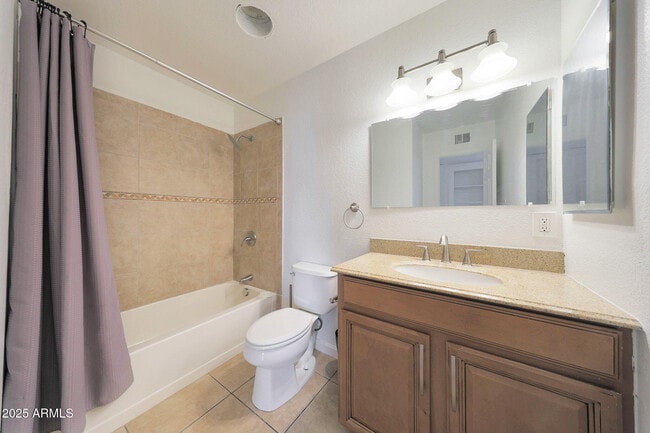 Building Photo - 8507 E Mariposa Dr