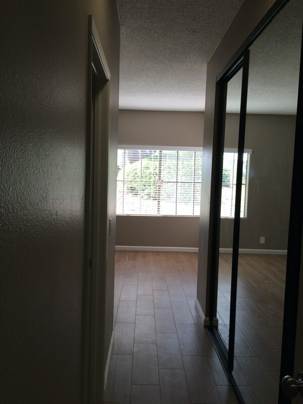 Building Photo - 6955 Sandpiper Pl