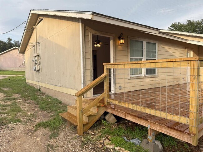 Building Photo - 23393 Nameless Rd