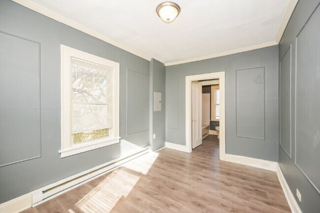 Building Photo - 2174 W 103rd St
