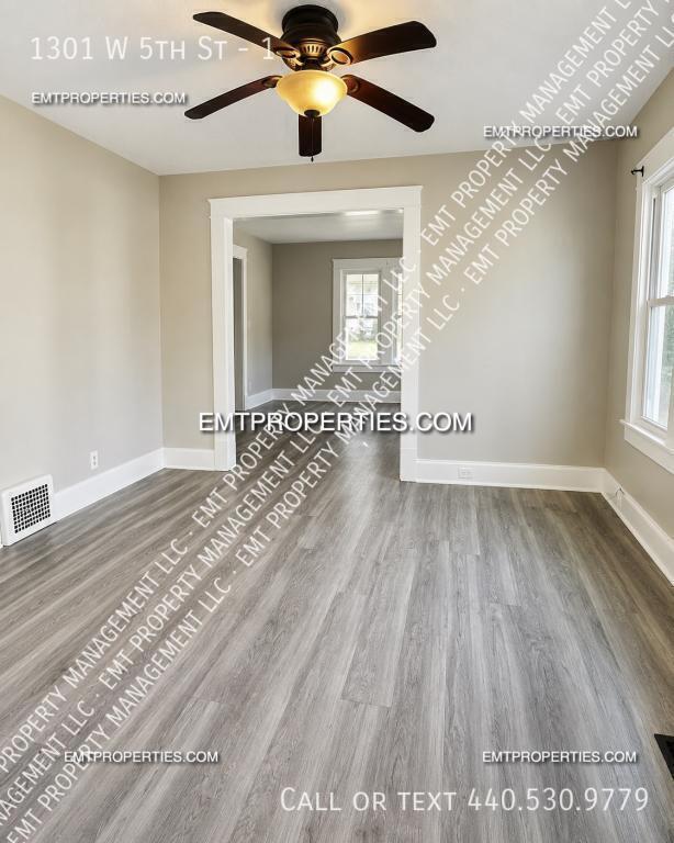 Building Photo - 1301 W 5th St