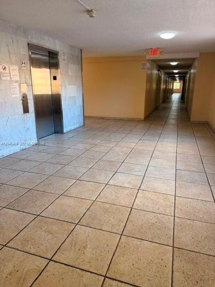 Building Photo - 6930 Miami Gardens Dr
