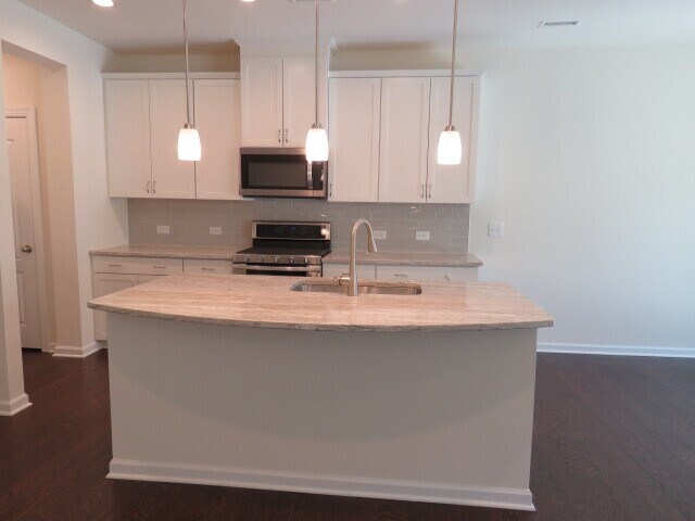 Building Photo - 114 White Crane Ct