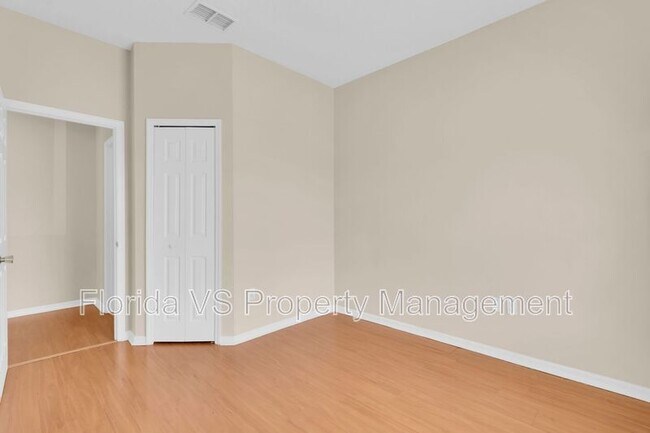 Building Photo - 166 Big Sioux Dr