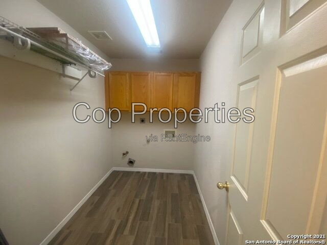 Building Photo - 5115 Sagail Pl