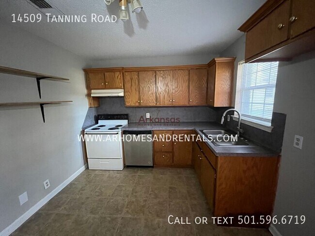 Building Photo - 14509 Tanning Rd