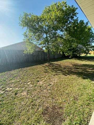 Building Photo - 286 Limestone Cir