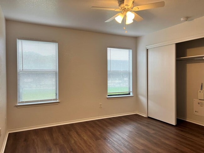 Building Photo - 2742 Perkins Pl