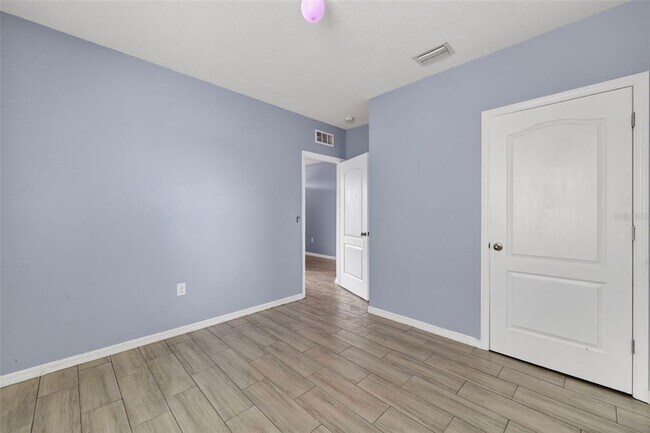 Building Photo - 4042 Wayfarer Wy