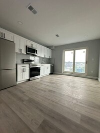 Building Photo - 1407-11 Point Breeze Ave