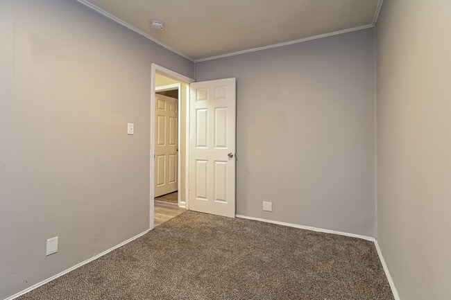 Building Photo - 65 Thurgood Marshall Rd