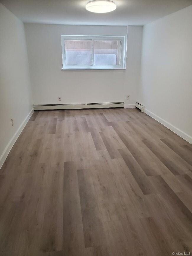 Building Photo - 52-29 72nd St