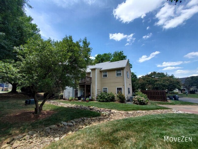 Building Photo - 3200 Selwyn Farms Ln