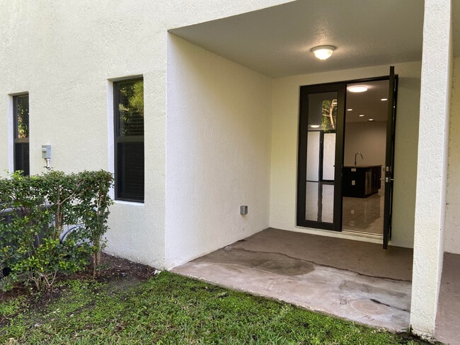 Building Photo - 281 Bella Sol Way