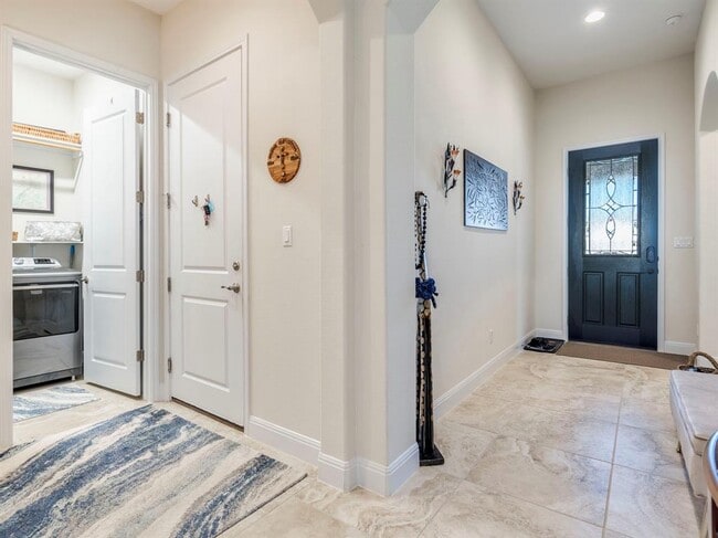 Building Photo - 123 Millsaps Ct