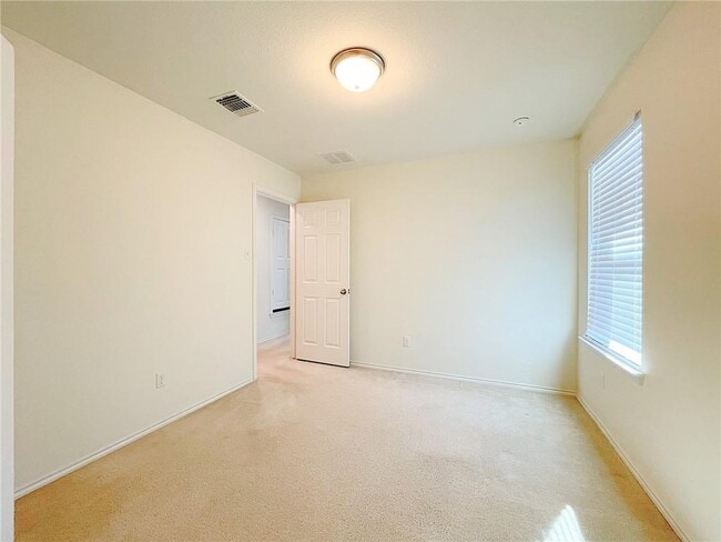 Building Photo - 404 Buttercup Creek Blvd