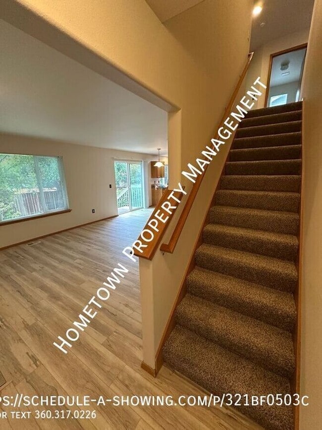 Building Photo - 6715 Kirsop Village Dr SW