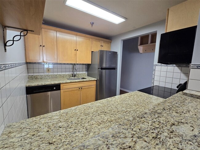 Building Photo - 123 Mamaroneck Ave