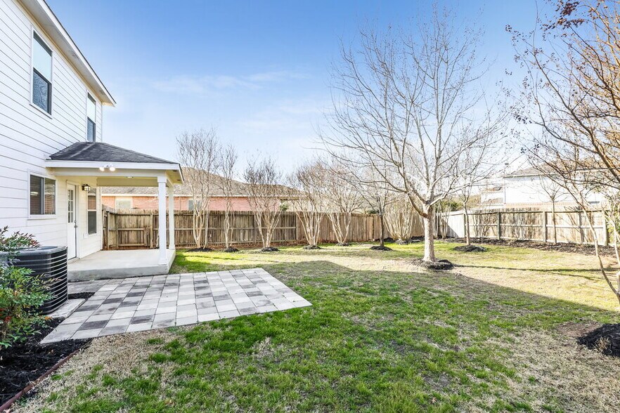 Building Photo - 1619 Spice Spg